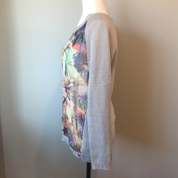 Unique sweater - Picture 2 of 6